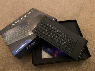 Долгожданный компьютер ZX Spectrum Next наконец-то вышел!
