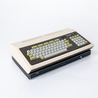 В продажу поступила миниатюрная версия компьютера NEC PC-8001