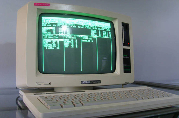 Энтузиаст подарил цвет компьютерам Amstrad PCW